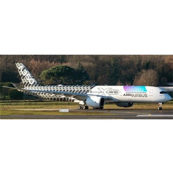 Airbus A350-900XWB Airbus Industrie Airspace Explorer F-WWCF w/ Antenna