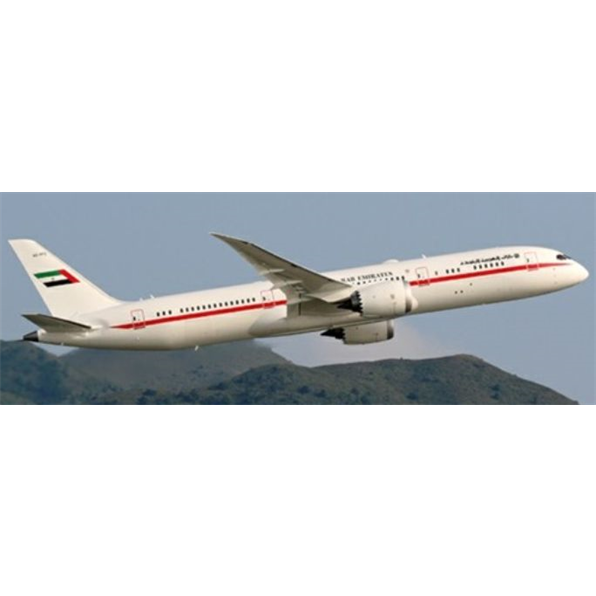 Boeing 787-9 Dreamliner UAE Abu Dhabi Flap Down A6-PFE w/Antenna