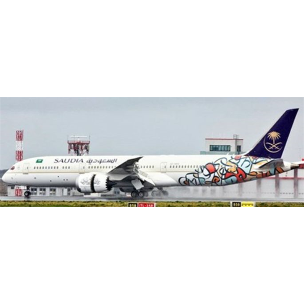 Boeing 787-9 Dreamliner Saudi Arabian Arab Calligraphy Year' HZ-AR13 w/Antenna