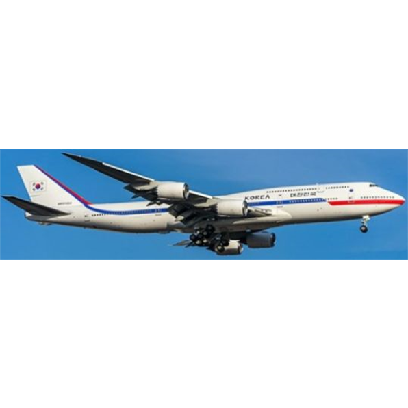 Boeing 747-8 South Korea Air Force HL7643 w/Antenna