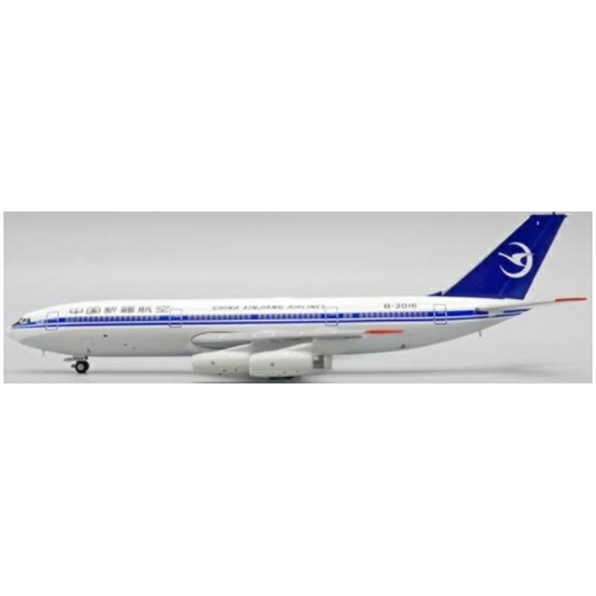Ilyushin IL-86 China Xinjiang Airlines B-2016 w/Antenna