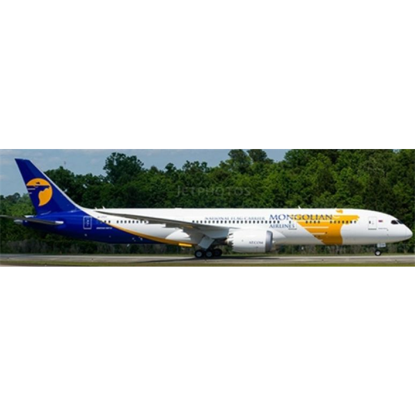 Boeing 787-9 Dreamliner Miat Mongolian Airlines Flap Down JU-1789 w/Antenna