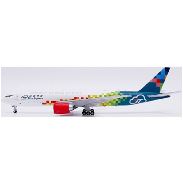 Boeing 777F Central Airlines (Yunexpress) B-2082 w/Antenna