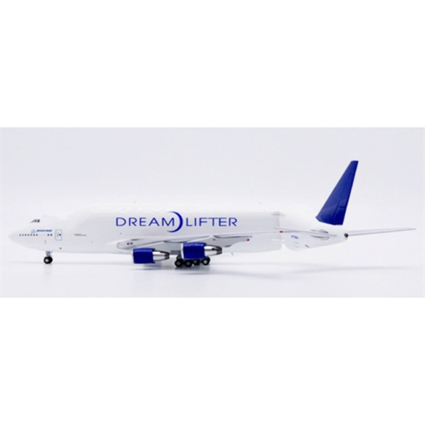 Boeing Company 747-400LCF Dreamlifter Interactive Series N718BA w/Antenna