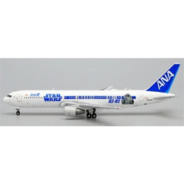 Boeing 787-9 Dreamliner All Nippon Airways 'R2D2 Livery' JA873A