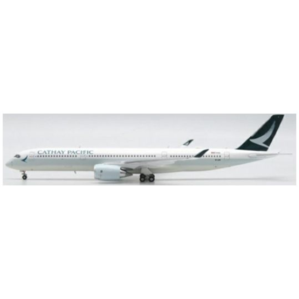 Airbus A350-900XWB Misc B-LRX w/Antenna