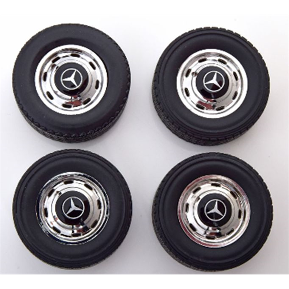 Mercedes Rims and Tyre Set Black/Chrome