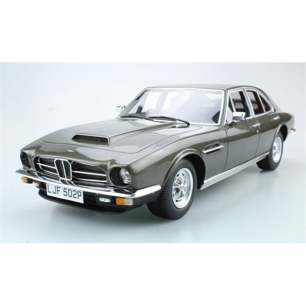 Aston Martin Lagonda 1974 saloon Olive Green
