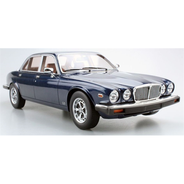 Jaguar XJ6 1982 , Royal Blue