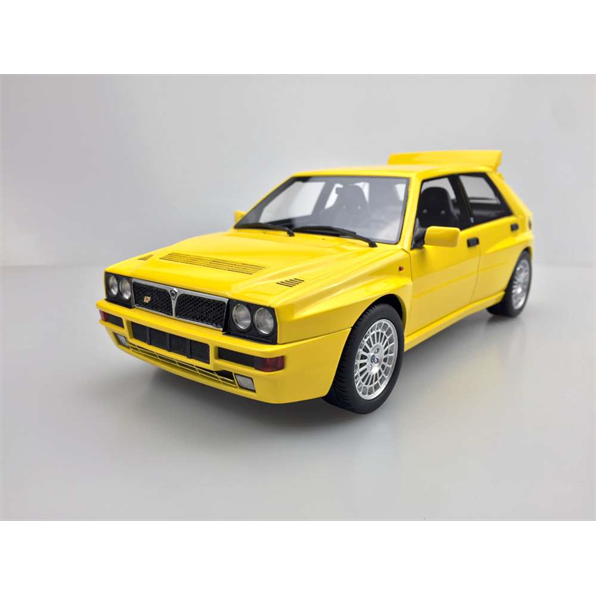 Lancia Delta Integrale Evolution, 1994 Yellow