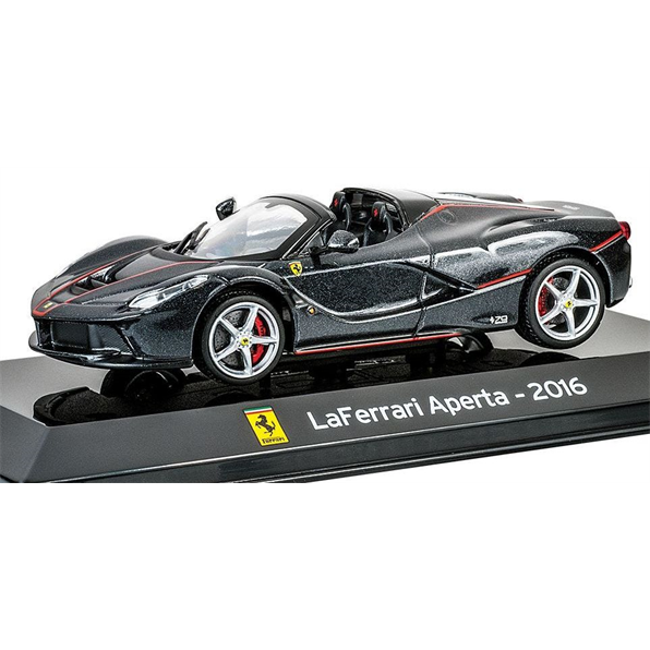 La Ferrari Aperta 2016 Cased - Supercar Collection