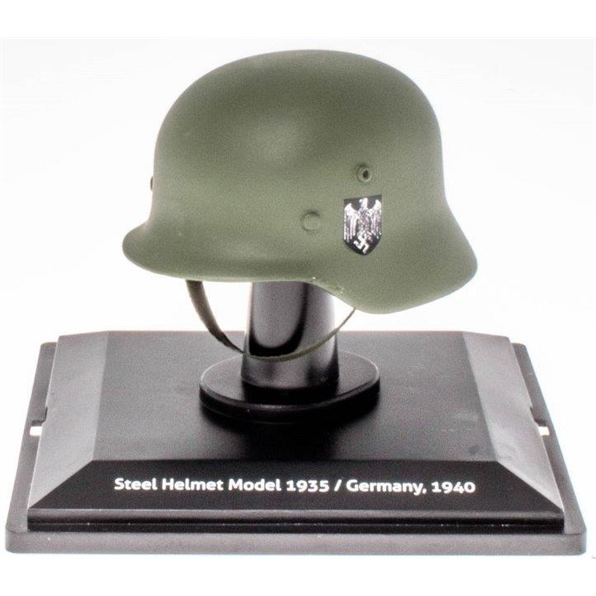 Steel Helmet Model 1935 Germany 1940 1:5 Historical Military Helmets
