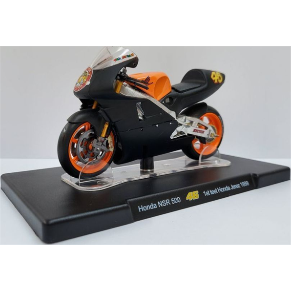 Honda NSR 500 Jerez 1999 Rossi Valentino Rossi Collection in 1:18