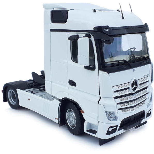 Mercedes Benz Actros Streamspace 4x2 White