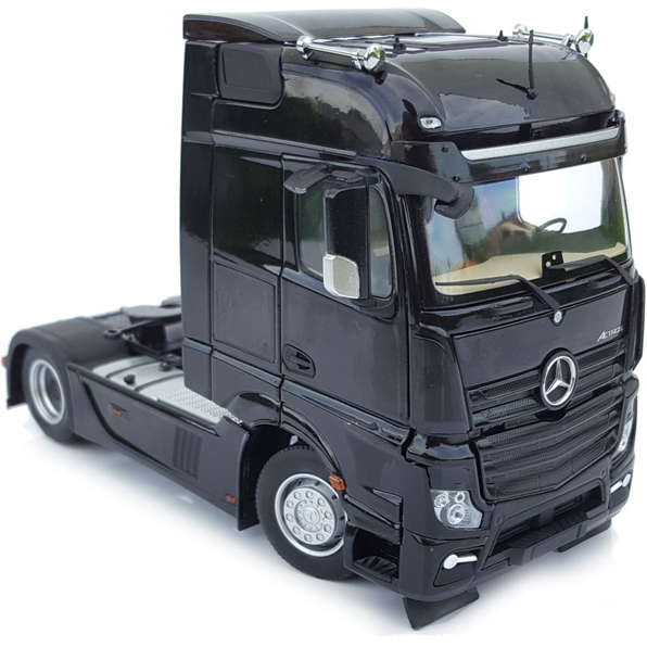 Mercedes Benz Actros Bigspace 4x2 Black