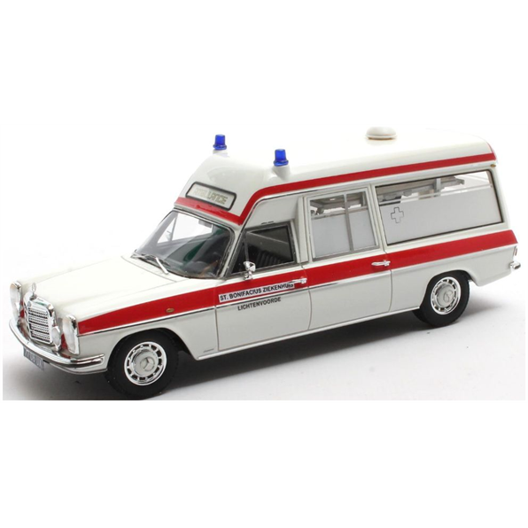 Mercedes Benz V114 Ambulance Lichtenvoorde 1969-1973