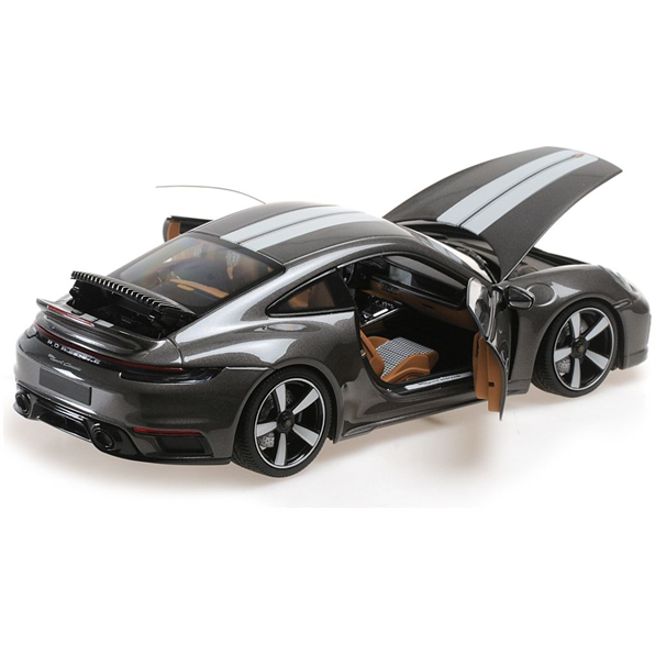 Porsche 911 (992) Sport Classic 2022 - Grey Metallic
