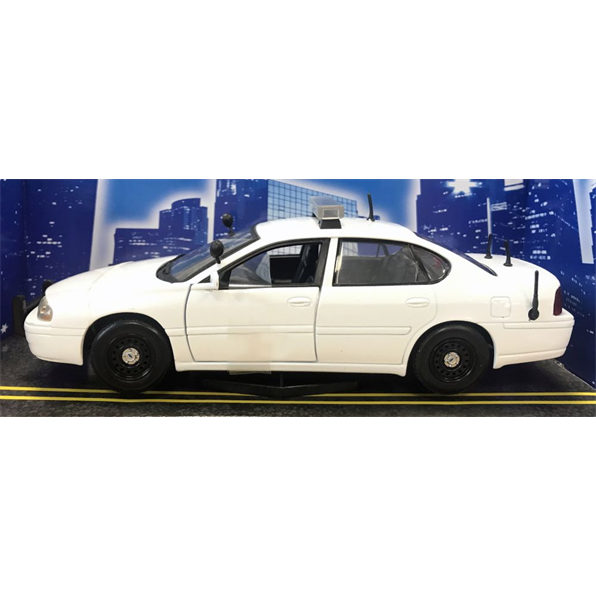 Chevrolet Impala '02 Plain White Police Interceptor - Lights