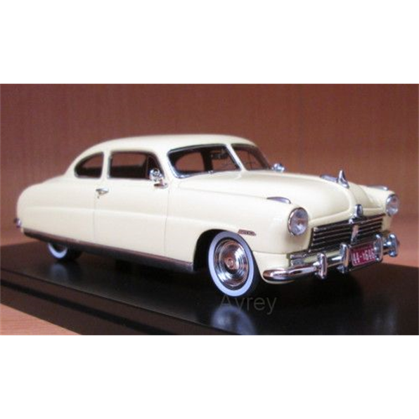 Hudson Commodore Coupe , light beige, 1948
