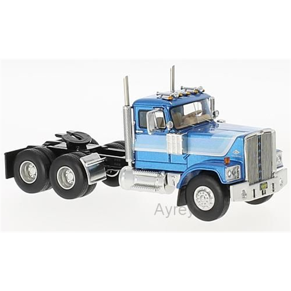 Diamond Reo Raider, light blue 1974