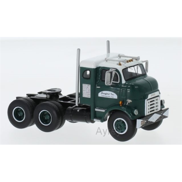 GMC 950 Cannonball Sleeper Cab Dark Green