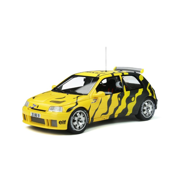 Renault Clio Maxi Presentation Black and Yellow