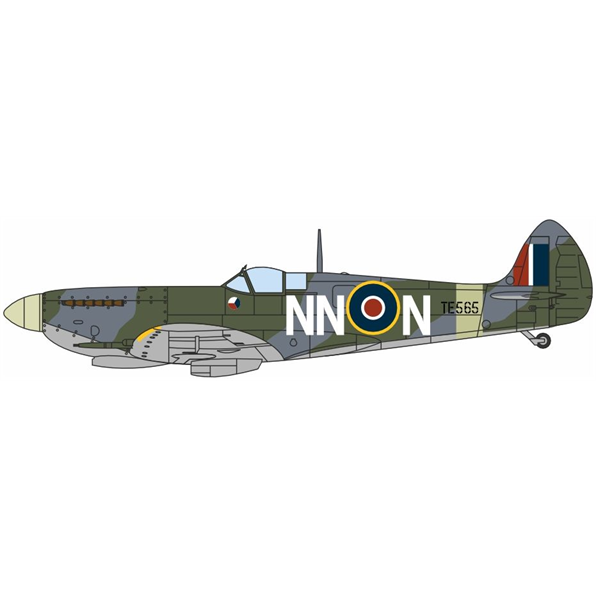 Spitfire IXE RAF No.310 (Czech) Sqn. Manston 1945