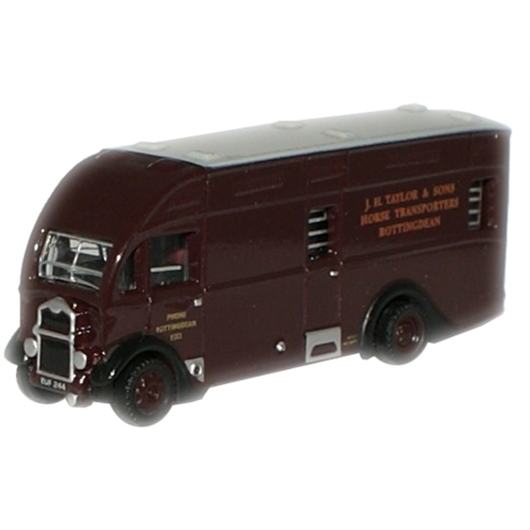 Albion Horsebox - J H Taylor and Sons