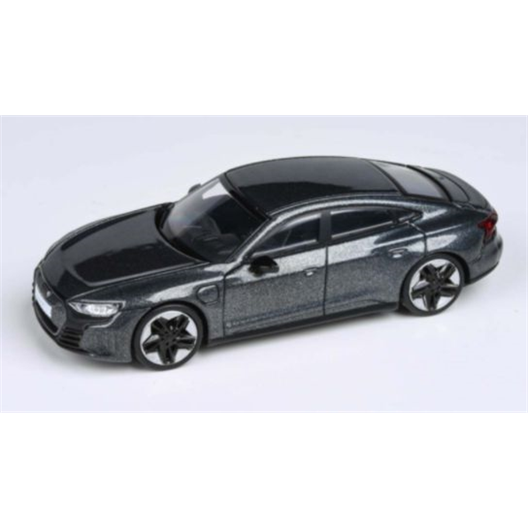Audi e-tron GT Daytona Grey (RHD)