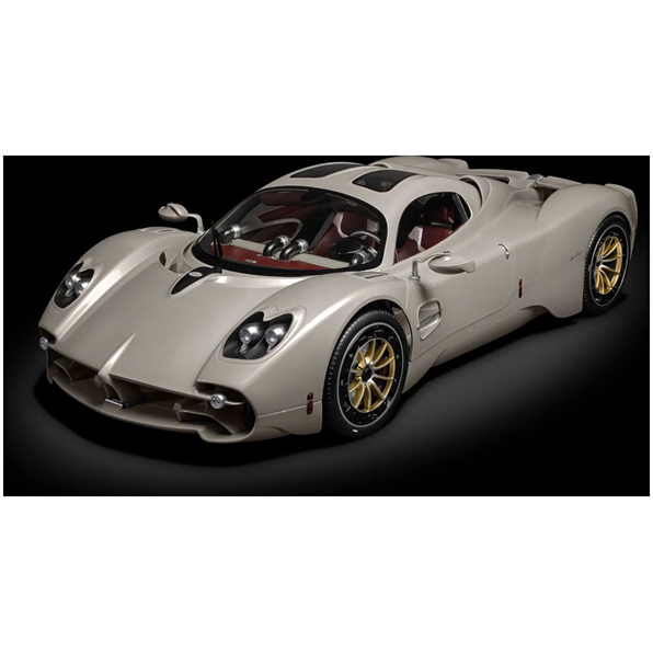 Pagani Utopia Coupe - Rinascimento Lucido 1:8th Scale Kit