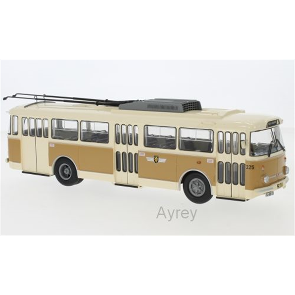 Skoda 9tr Trolleybus, beige/red, Gera