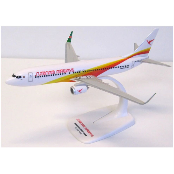 Boeing B737-800 Surinam Airways