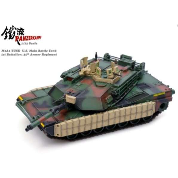 M1A1 Tusk U.S. Main Battle Tank 1st Battalion 35th Armour Regiment