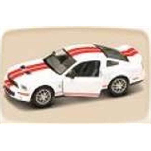 Shelby GT500 2007 - White (Red Stripe)