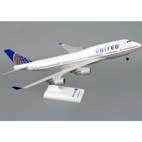 Boeing 747-400 United w/Gear