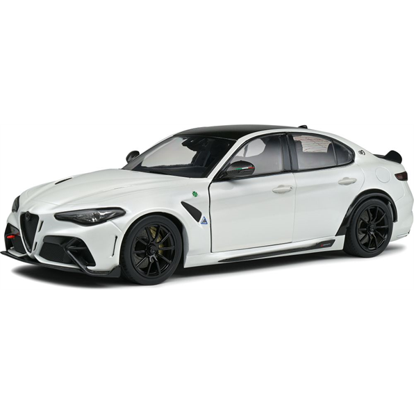 Alfa Romeo Giulia GTA White 2022