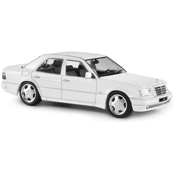 Mercedes Benz (W124) E60 AMG White 1994