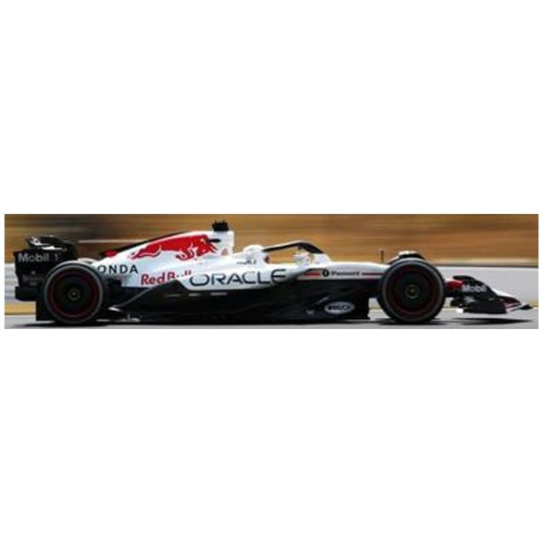 Red Bull RB21 #1 Oracle Winner Japanese GP 2025 Max Verstappen w/Pit Board