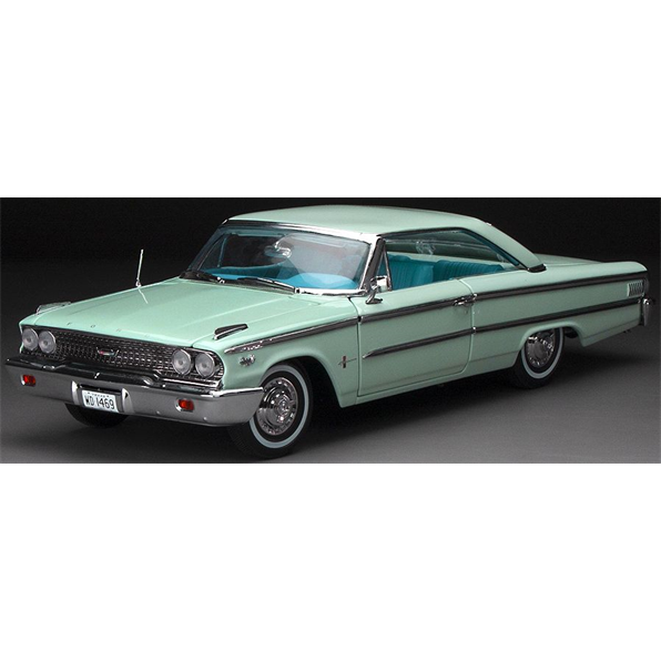 Ford Galaxie 500/XL Hardtop 1963 Glacier Blue