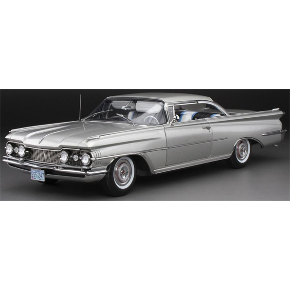Oldsmobile '98' Hard Top Silver Mist 1959