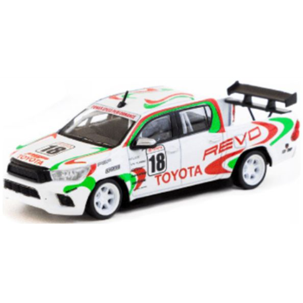 Toyota Hilux #18 V.Rossi/A.Salucci L.Marini