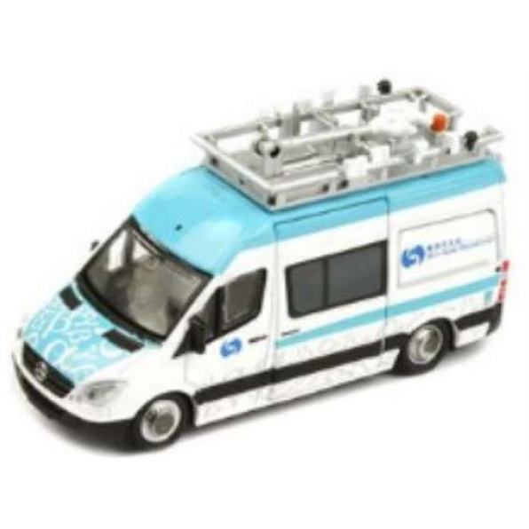 Mercedes Benz Sprinter Hong Kong Observatory White/Blue