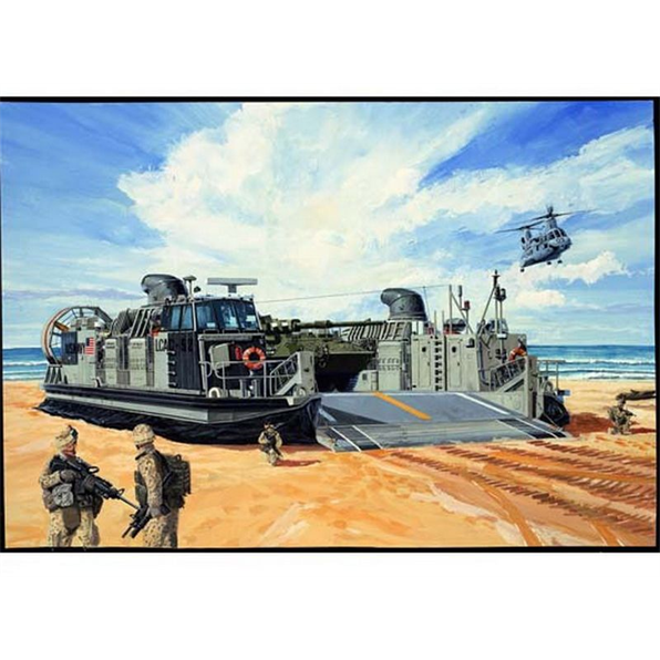 LCAC Landing Craft Air Cushion USMC