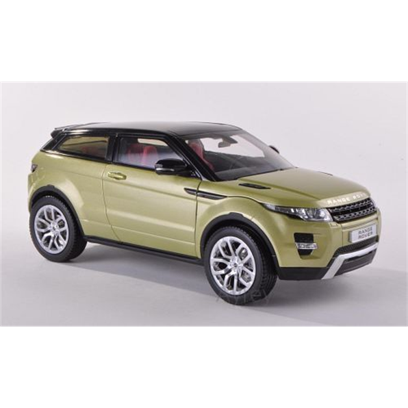 Range Rover Evoque Coupe met green gold