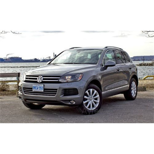 VW Touareg II, grey