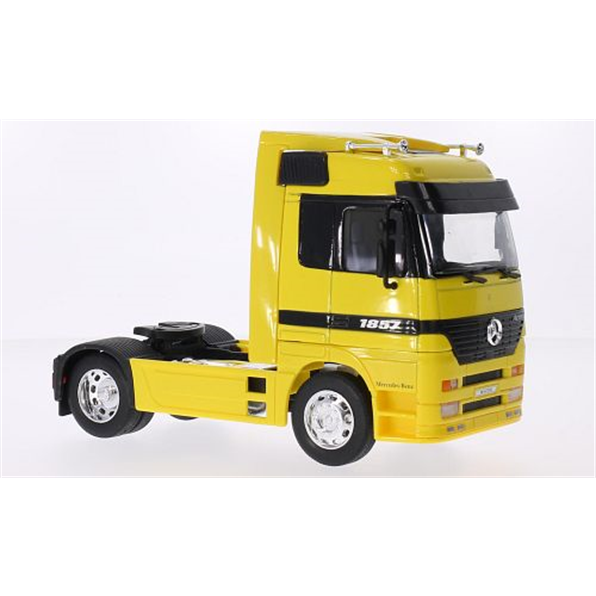 Mercedes Actros - Yellow