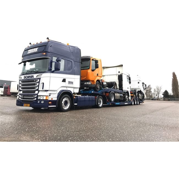 Scania R Topline Truck Transporter 3 axle  Wilco van de Brink