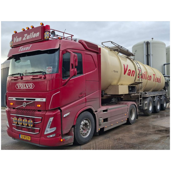 Volvo FH5 Sleeper Cab 4x2 Vacuum Tank Trailer 3 Axle Van Zuilen Texel B.V.