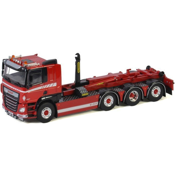 DAF CF Sleeper Cab MY2017 8x2 Tridem Rigid Truck Hooklift System