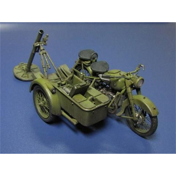 Soviet Motorcycle M-72 w/Mortar and Crew